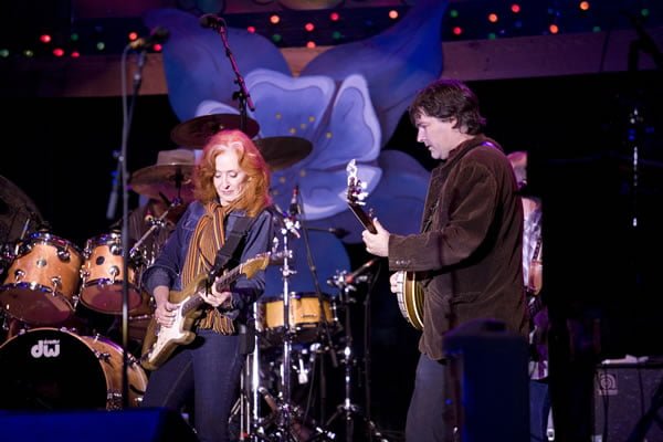 Bonnie Raitt – Telluride Bluegrass Festival, CO 2006 | Bonnie's Pride ...