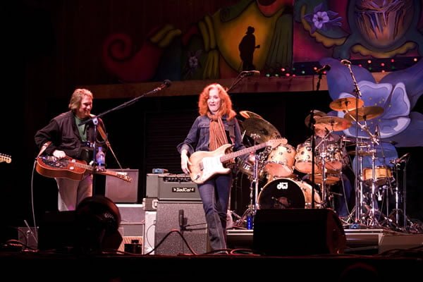 Bonnie Raitt – Telluride Bluegrass Festival, CO 2006 | Bonnie's Pride ...