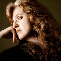 Bonnie Raitt on her tour bus during the Nick of Time tour.