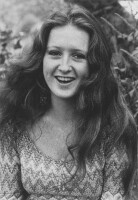 Bonnie Raitt, debut recording artist - 1971