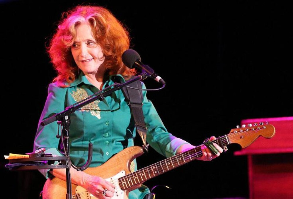 Bonnie Raitt performs at the Saenger Theater, New Orleans 12-7-2013