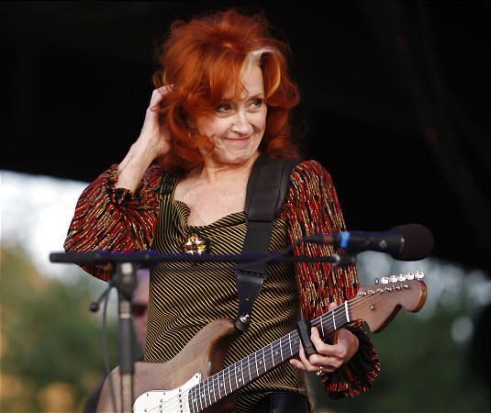 Bonnie Raitt plays in concert Tuesday night at Red Butte Garden Amphitheatre, Salt Lake City, UT - Sept 1, 2009