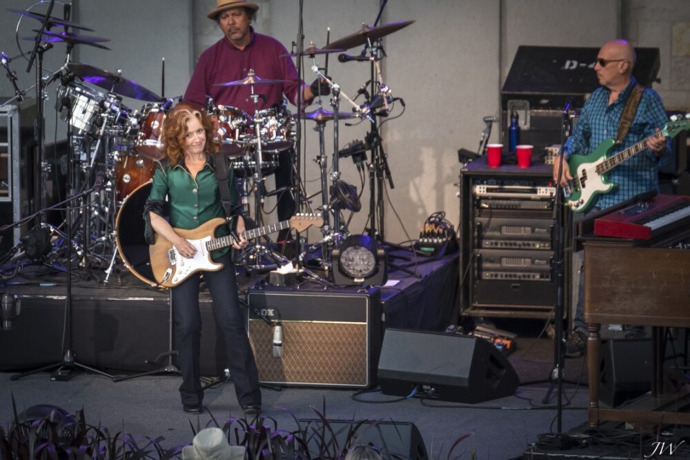 Bonnie Raitt at Meijer Gardens - Grand Rapids, MI - August 31, 2016