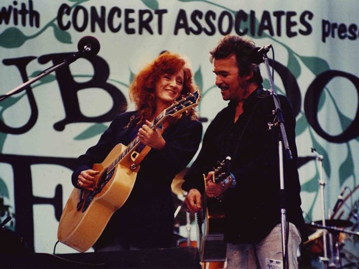 Bonnie Raitt and John Prine in Los Angeles June 5, 1993