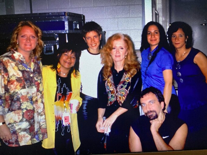 Honor the Earth Presents No Nukes to Benefit NIRS - with Emily Saliers and Sara Lee (Indigo Girls), Bonnie Raitt, Ulali, Jerry Marotta (Indigo Girls) - Warner Theatre, Washington, D.C. - September 24, 1997