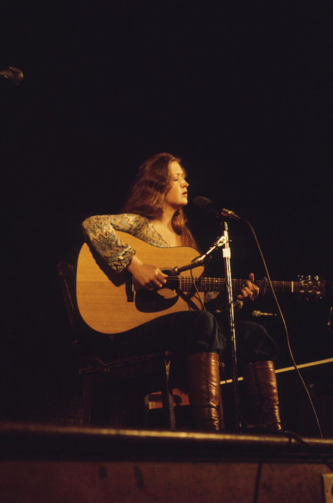 Bonnie Raitt - The Jabberwocky Club, Syracuse University, Syracuse, 27 March 1971
