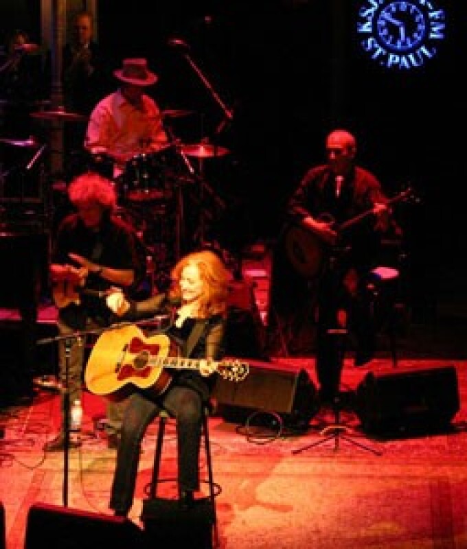 Bonnie Raitt: Having fun and making music. A Prairie Home Companion with Garrison Keillor - Fitzgerald Theater, St. Paul, MN - October 28, 2006